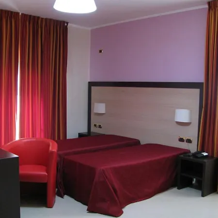 Roma Hotel