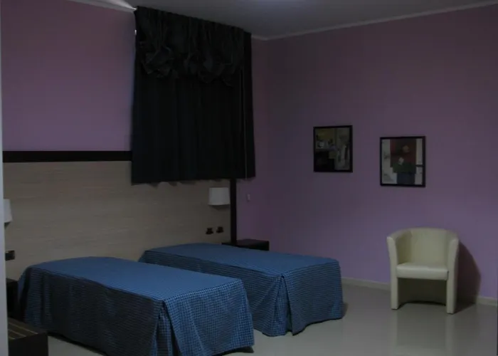 Roma Hotel 4*